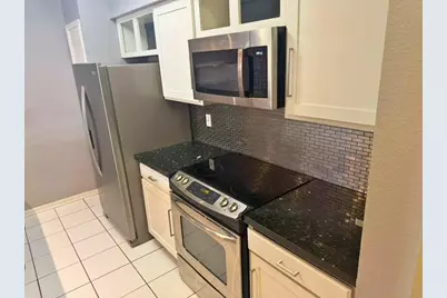 3780 Tanglewilde Street #306, Houston, TX 77063 - Photo 9