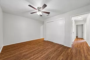 17134 Barcelona Dr, Friendswood, TX 77546 - Photo 15