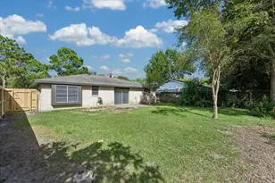 17134 Barcelona Dr, Friendswood, TX 77546 - Photo 27