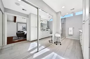 1937 Norfolk St, Houston, TX 77098 - Photo 33