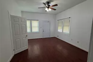 712 Harrington St, Houston, TX 77009 - Photo 3