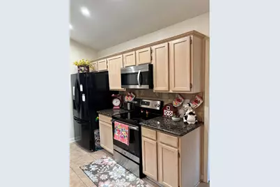 115 Papaya Street, Lake Jackson, TX 77566 - Photo 9