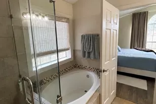115 Papaya St, Lake Jackson, TX 77566 - Photo 19