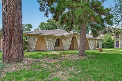 23027 Briarcreek Boulevard, Spring, TX 77373 - Photo 5