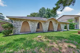 23027 Briarcreek Blvd, Spring, TX 77373 - Photo 3