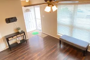 1831 Sherwood Forest St, Houston, TX 77043 - Photo 3
