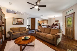 13203 Thornoak Ln, Houston, TX 77070 - Photo 9
