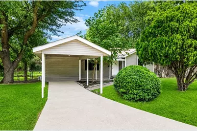 113 E Witcher Lane, Houston, TX 77076 - Photo 3