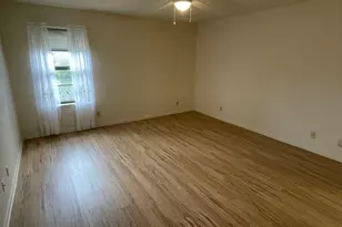 1732 Ave C, El Campo, TX 77437 - Photo 17