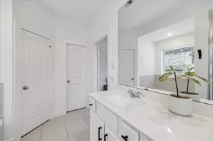 16402 Little Pine Creek Dr, Humble, TX 77346 - Photo 13