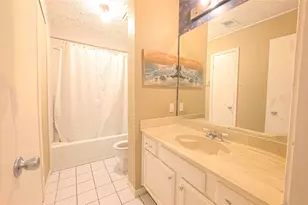 13407 Wells River Dr, Houston, TX 77041 - Photo 11