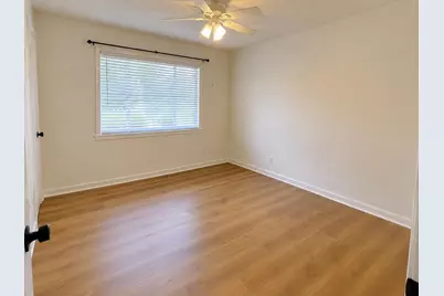 9350 Livernois Road, Houston, TX 77080 - Photo 13