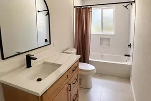9350 Livernois Rd, Houston, TX 77080 - Photo 11
