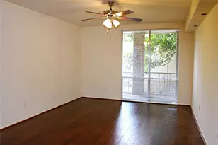 4635 Wild Indigo St, Houston, TX 77027 - Photo 13