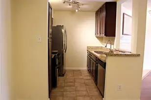 4635 Wild Indigo St, Houston, TX 77027 - Photo 3