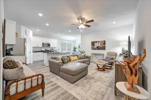 3013 Snowy Egret Dr, Texas City, TX 77590 - Photo 5