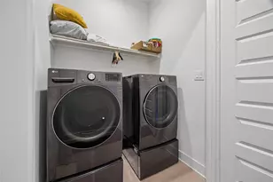 3107 Webster St, Houston, TX 77004 - Photo 7