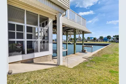 16627 Bayfront Drive, Jamaica Beach, TX 77554 - Photo 35