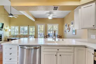 16627 Bayfront Dr, Jamaica Beach, TX 77554 - Photo 21