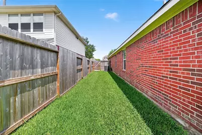 3210 Princess Bay Court, Pearland, TX 77584 - Photo 43