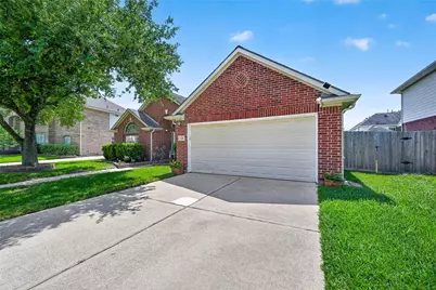 3210 Princess Bay Court, Pearland, TX 77584 - Photo 3