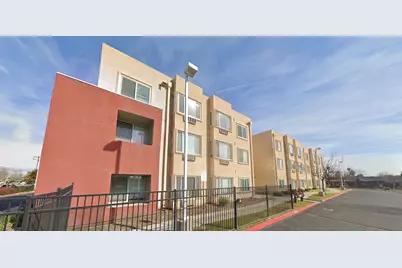500 R St, Bakersfield, CA 93304 - Photo 5