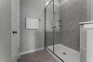 102 Camelia St, Garland, TX 75043 - Photo 33