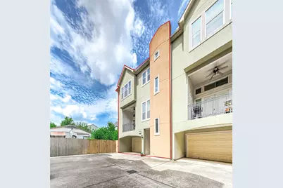 5723 Petty Street, Houston, TX 77007 - Photo 1