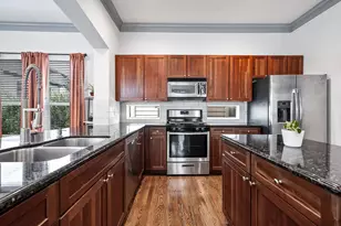 5723 Petty St, Houston, TX 77007 - Photo 13