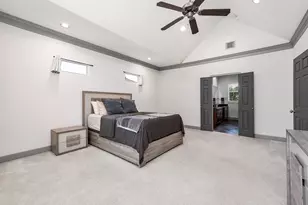 5723 Petty St, Houston, TX 77007 - Photo 31