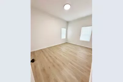 9709 Cargill A-B Street, Houston, TX 77029 - Photo 15