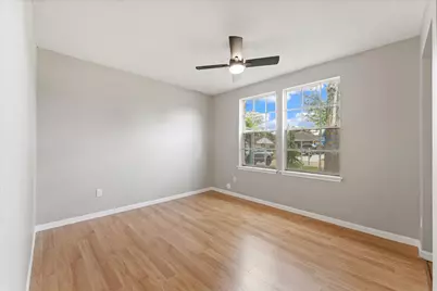 12119 Crystalwood Drive, Houston, TX 77013 - Photo 25