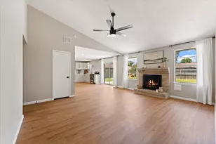 12119 Crystalwood Dr, Houston, TX 77013 - Photo 7