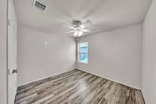 29035 Jacobs River Dr, Katy, TX 77494 - Photo 13