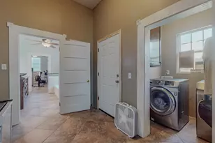 1401 E Buccaneer Dr, Winnie, TX 77665 - Photo 23