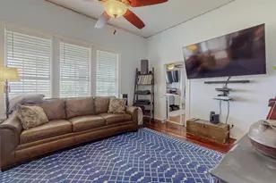 1401 E Buccaneer Dr, Winnie, TX 77665 - Photo 3