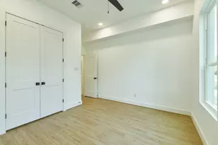 164 Wallace St, Houston, TX 77022 - Photo 17