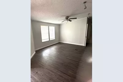 117 County Road 3794, Cleveland, TX 77328 - Photo 3