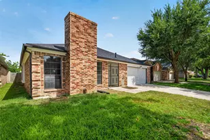 3119 Jewel Ann St, Houston, TX 77082 - Photo 3
