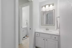 63 W Canyon Wren Cir, The Woodlands, TX 77389 - Photo 31