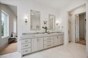 13 Wentworth Gate Path, Houston, TX 77027 - Photo 27