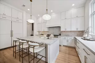 13 Wentworth Gate Path, Houston, TX 77027 - Photo 21