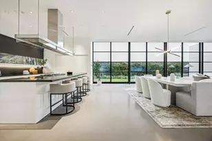 1527 Indiana St, Houston, TX 77006 - Photo 9