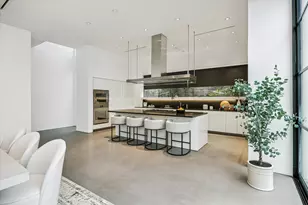 1527 Indiana St, Houston, TX 77006 - Photo 13