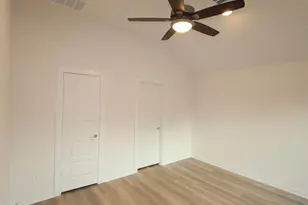 534 Brook Terrance Ln, Willis, TX 77378 - Photo 9