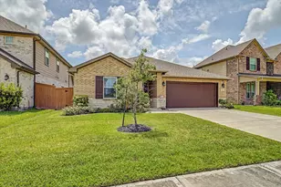 10842 Clfs Vw Dr, Iowa Colony, TX 77583 - Photo 3