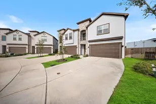 2015 Olivos St, Missouri City, TX 77459 - Photo 3