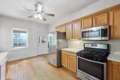670 N 23rd Street, Beaumont, TX 77706 - Photo 7