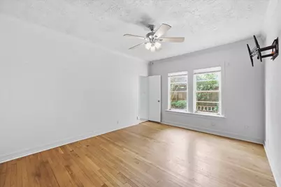 670 N 23rd Street, Beaumont, TX 77706 - Photo 11