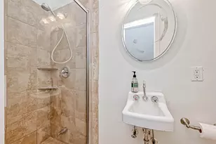 2112 Harold St, Houston, TX 77098 - Photo 13